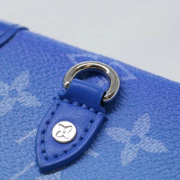 LOUIS VUITTON Monogram Clouds Soft Trunk Necklace Pouch Blue - Picture 11 of 16